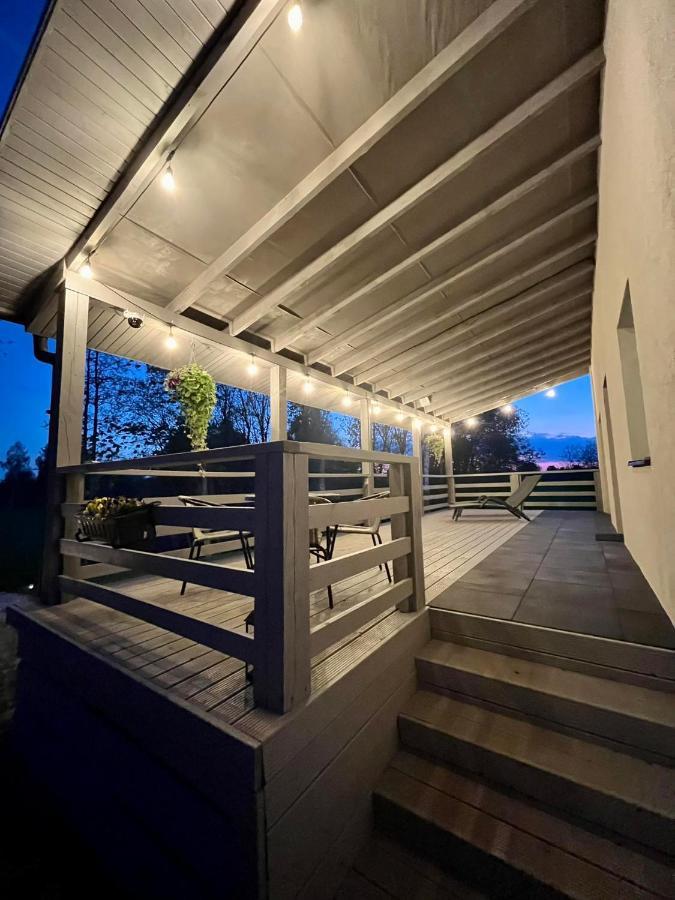 Atputas Namins Jaunlaicene Villa Bagian luar foto